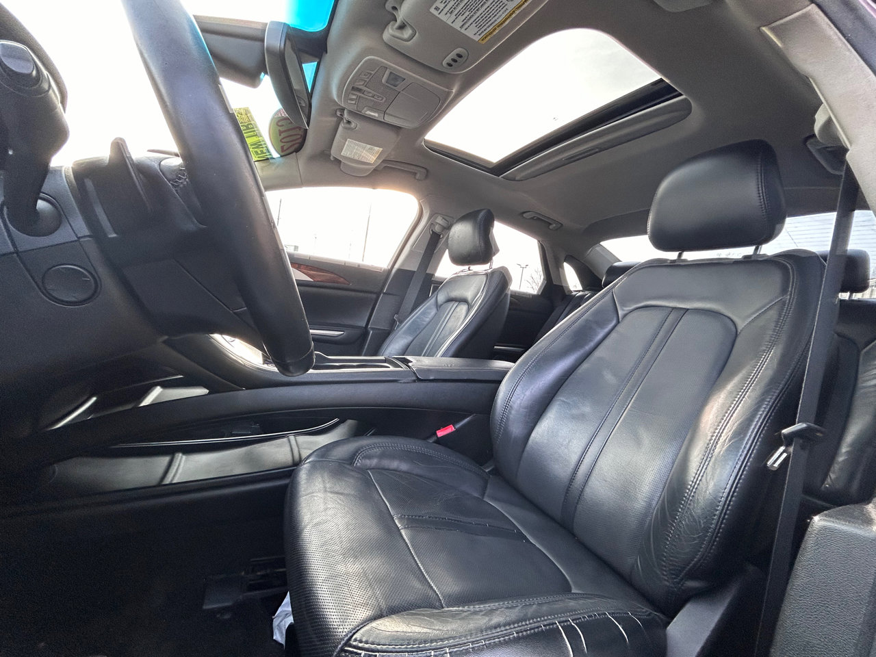 Used 2015 Lincoln MKZ FWD w/ Equipment Group 102A Reserve image 15