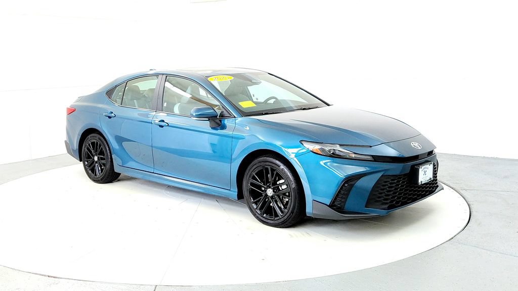 Used 2025 Toyota Camry SE w/ Convenience Package AWD/4WD image 7