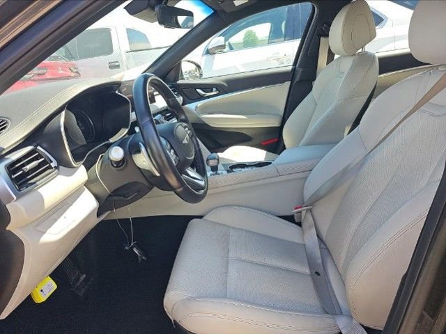 Used 2025 Genesis G70 2.5T AWD/4WD image 6