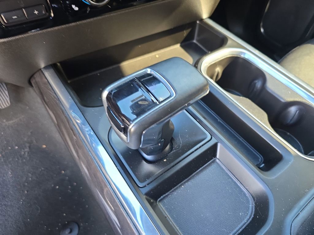 Used 2024 Chevrolet Silverado 1500 LTZ image 18