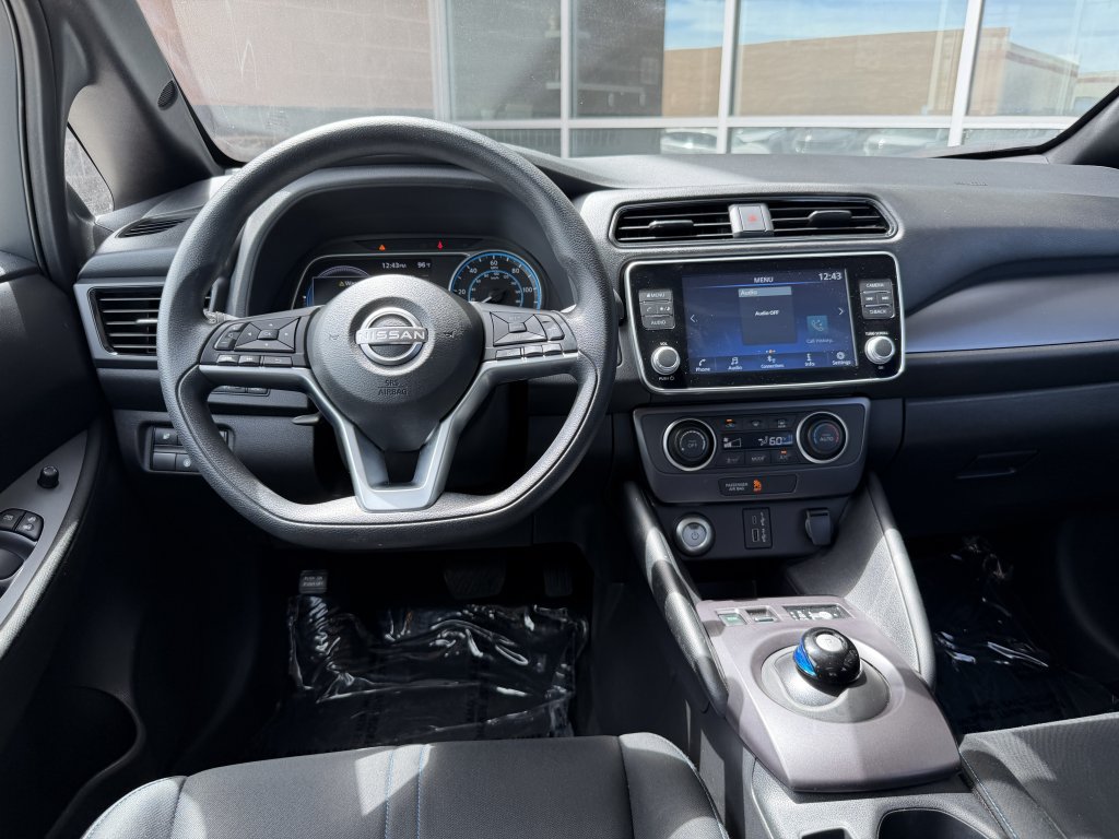 Used 2025 Nissan Leaf S FWD image 16
