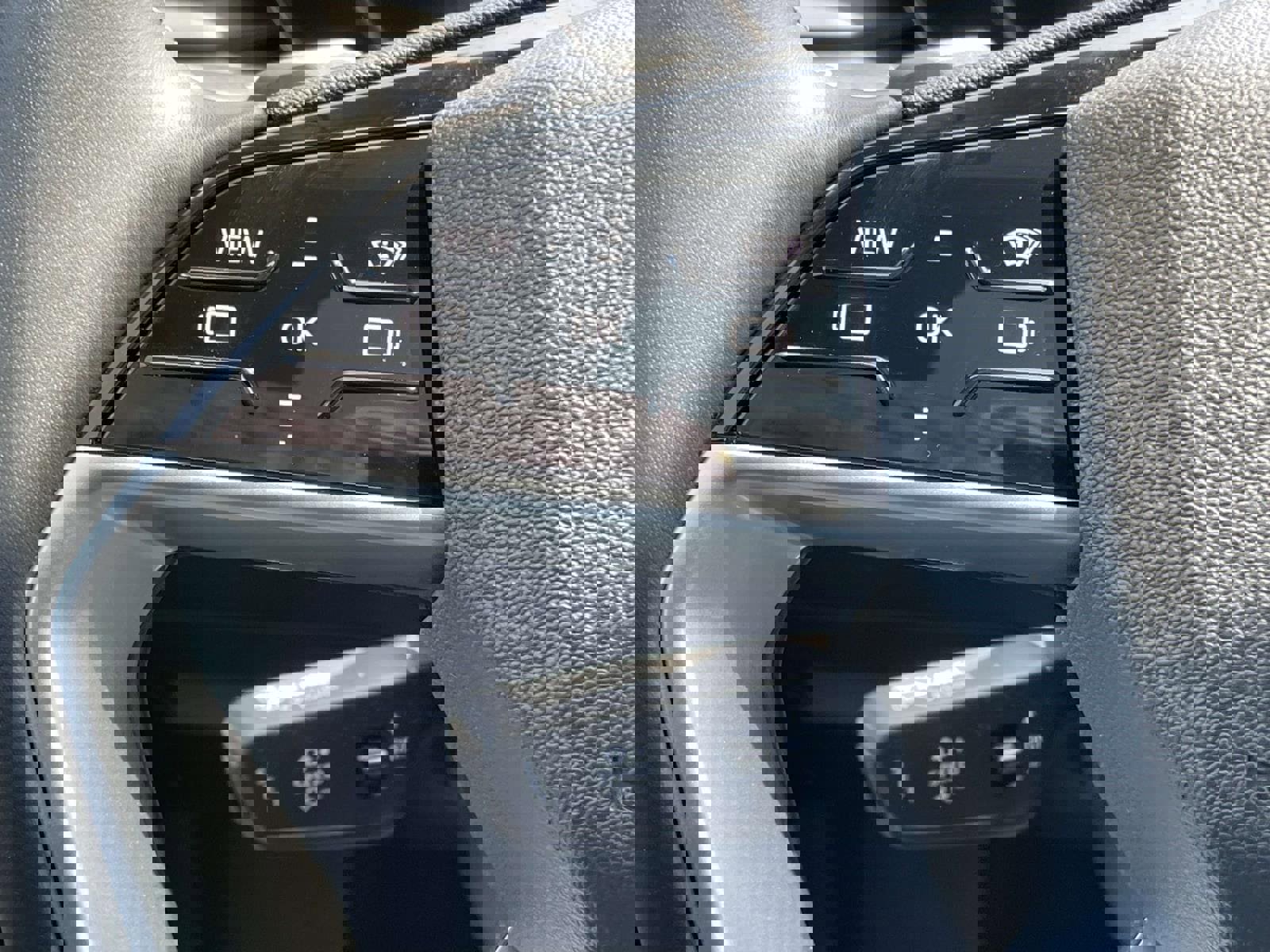 Used 2025 Audi Q5 Premium Plus w/ Premium Plus image 19