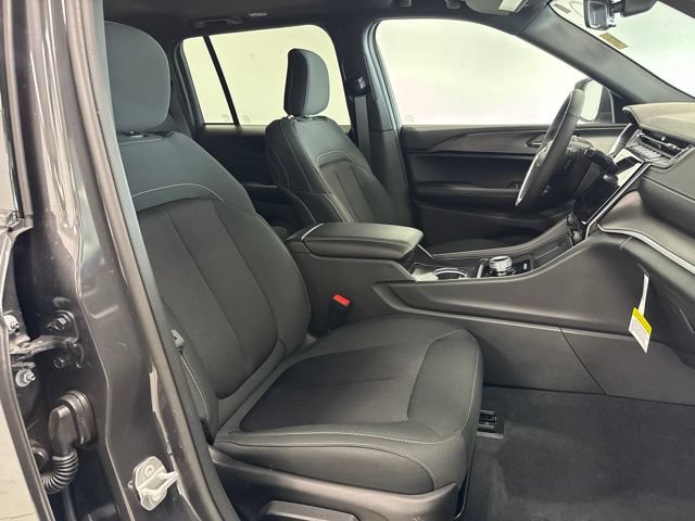 New 2026 Jeep Grand Cherokee Laredo X AWD/4WD image 21