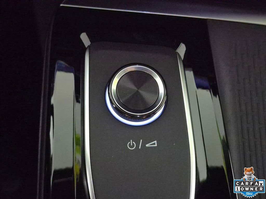 Certified 2026 Buick Enclave Sport Touring w/ Power Package image 17