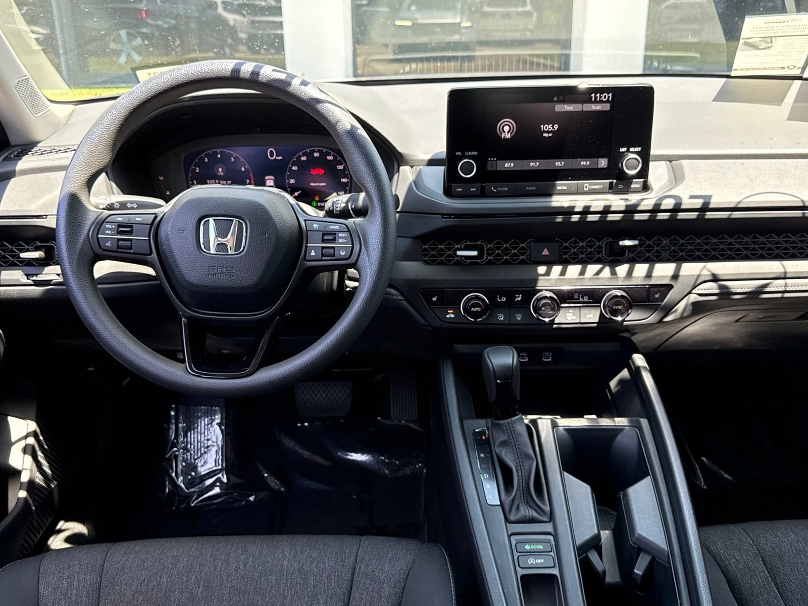 Used 2025 Honda Accord SE image 36