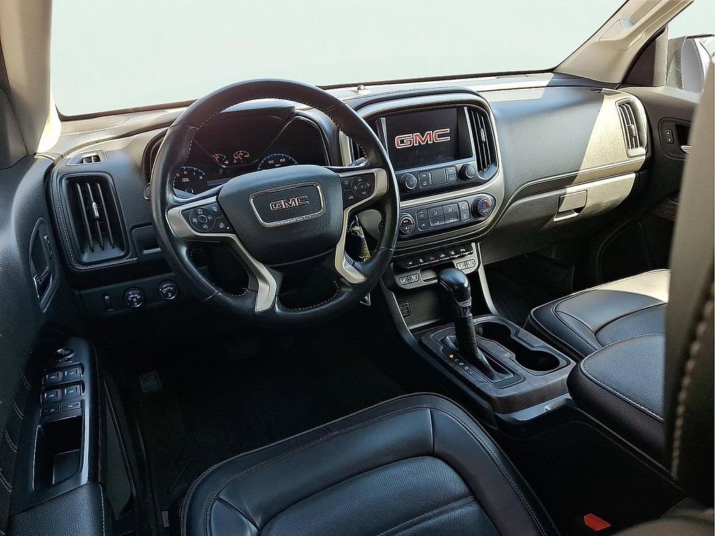 Used 2022 GMC Canyon Denali image 12