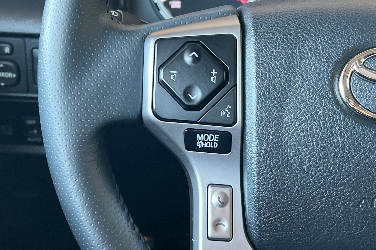 Certified 2022 Toyota 4Runner Limited image 30