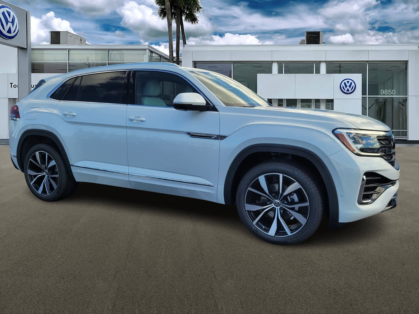 New 2026 Volkswagen Atlas Cross Sport SEL Premium R-Line image 1