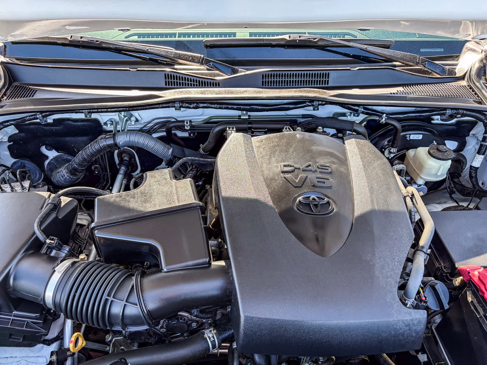 Used 2016 Toyota Tacoma TRD Sport AWD/4WD image 27