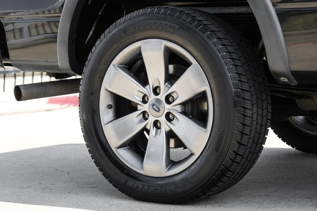Used 2013 Ford F150 FX4 w/ Luxury Equipment Group AWD/4WD image 64