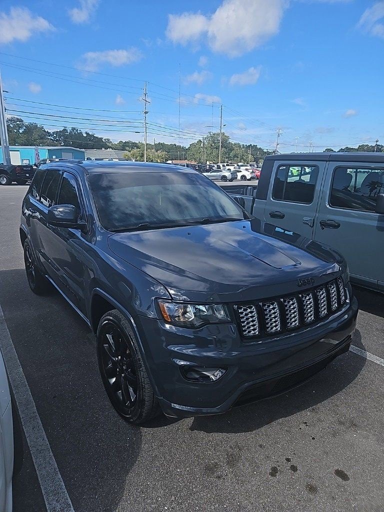 Used 2018 Jeep Grand Cherokee Altitude