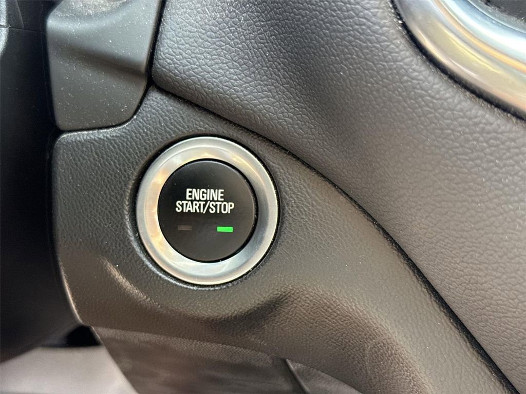 Used 2022 Chevrolet Equinox LT image 16