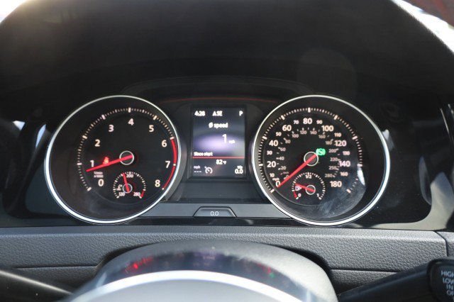 Used 2018 Volkswagen GTI SE w/ SE Leather Package FWD image 28