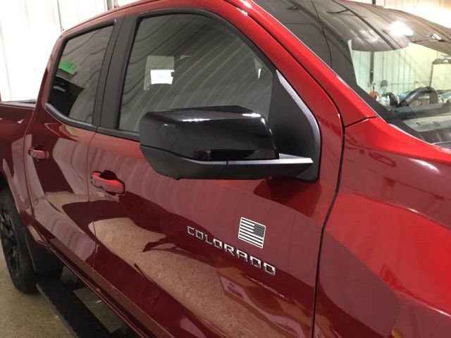 Used 2024 Chevrolet Colorado Z71 w/ Z71 Convenience Package 2 image 26
