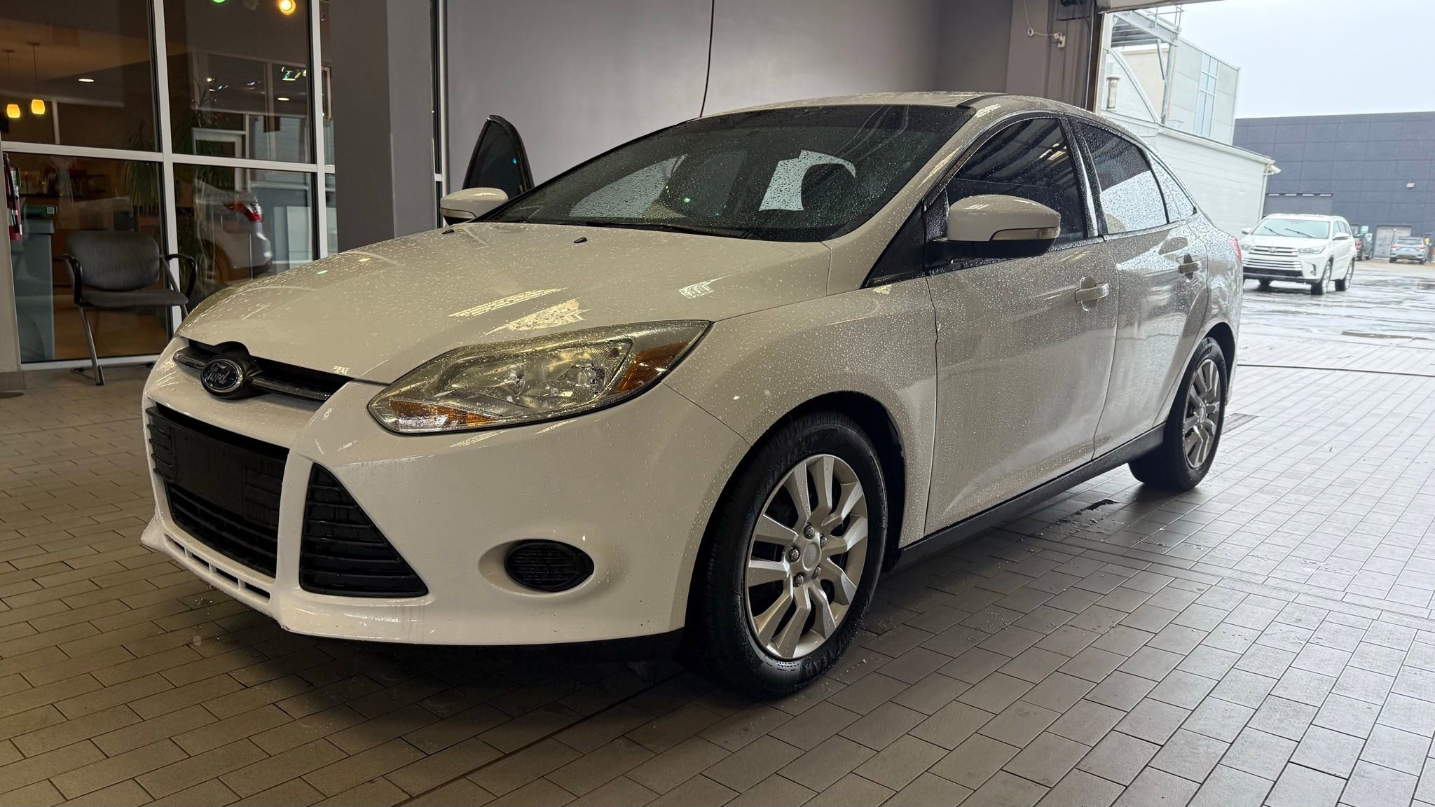 Used 2014 Ford Focus SE image 3