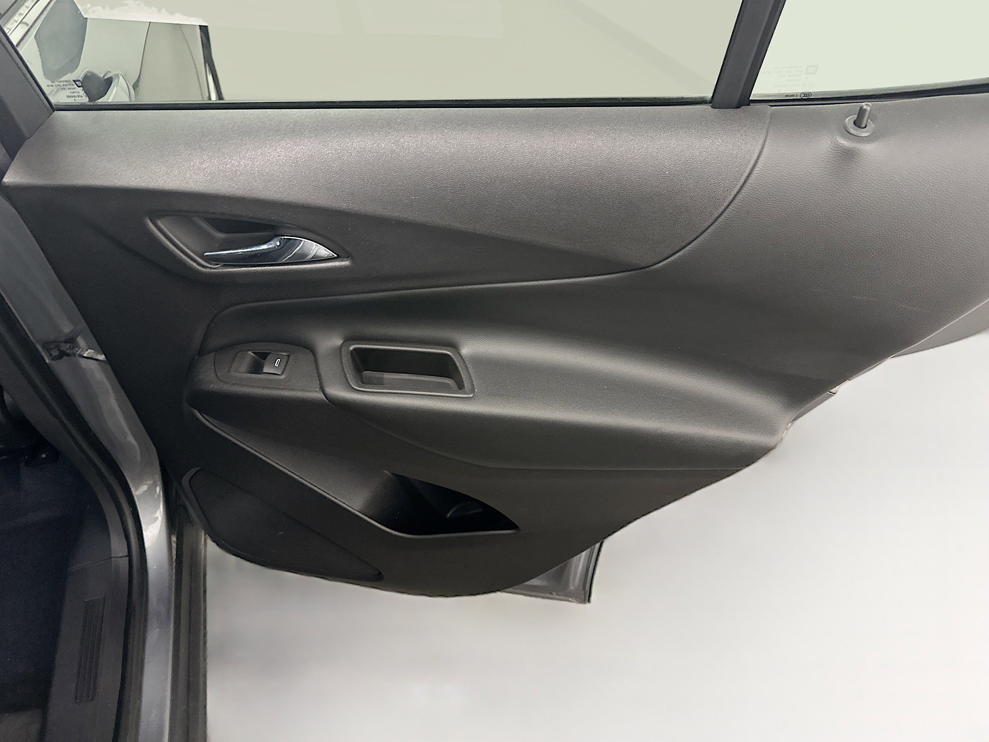 Used 2018 Chevrolet Equinox LT w/ Sun & Infotainment Package image 31