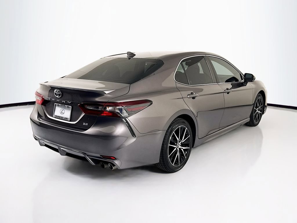 Used 2024 Toyota Camry SE w/ Audio Upgrade Package image 5