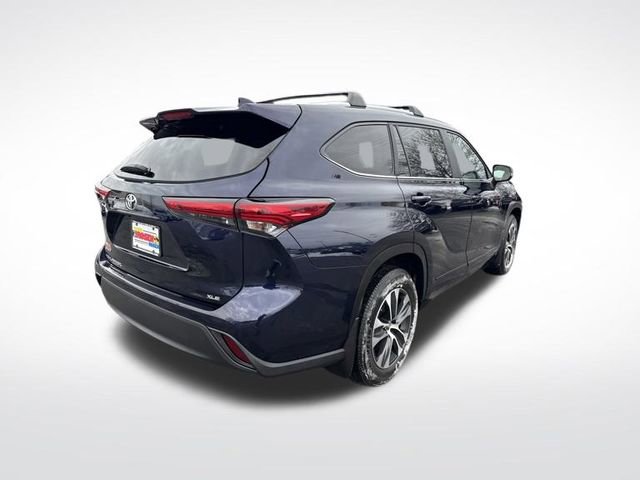 Used 2023 Toyota Highlander L image 5