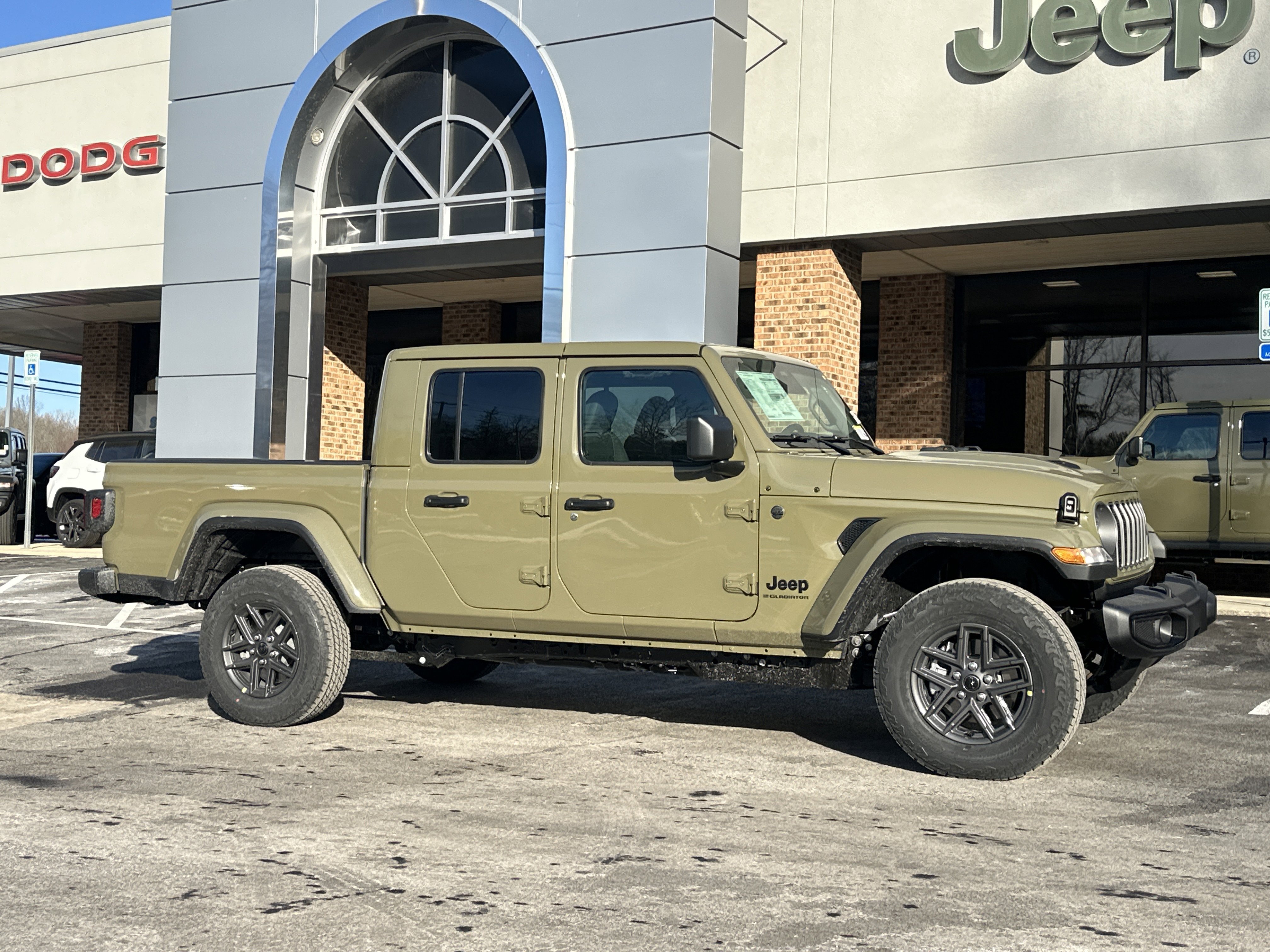 New 2026 Jeep Gladiator Sport image 19