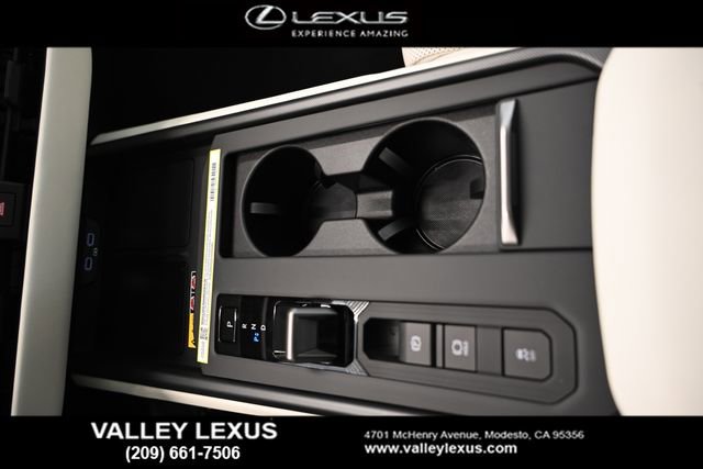 New 2026 Lexus ES 500e AWD/4WD image 12