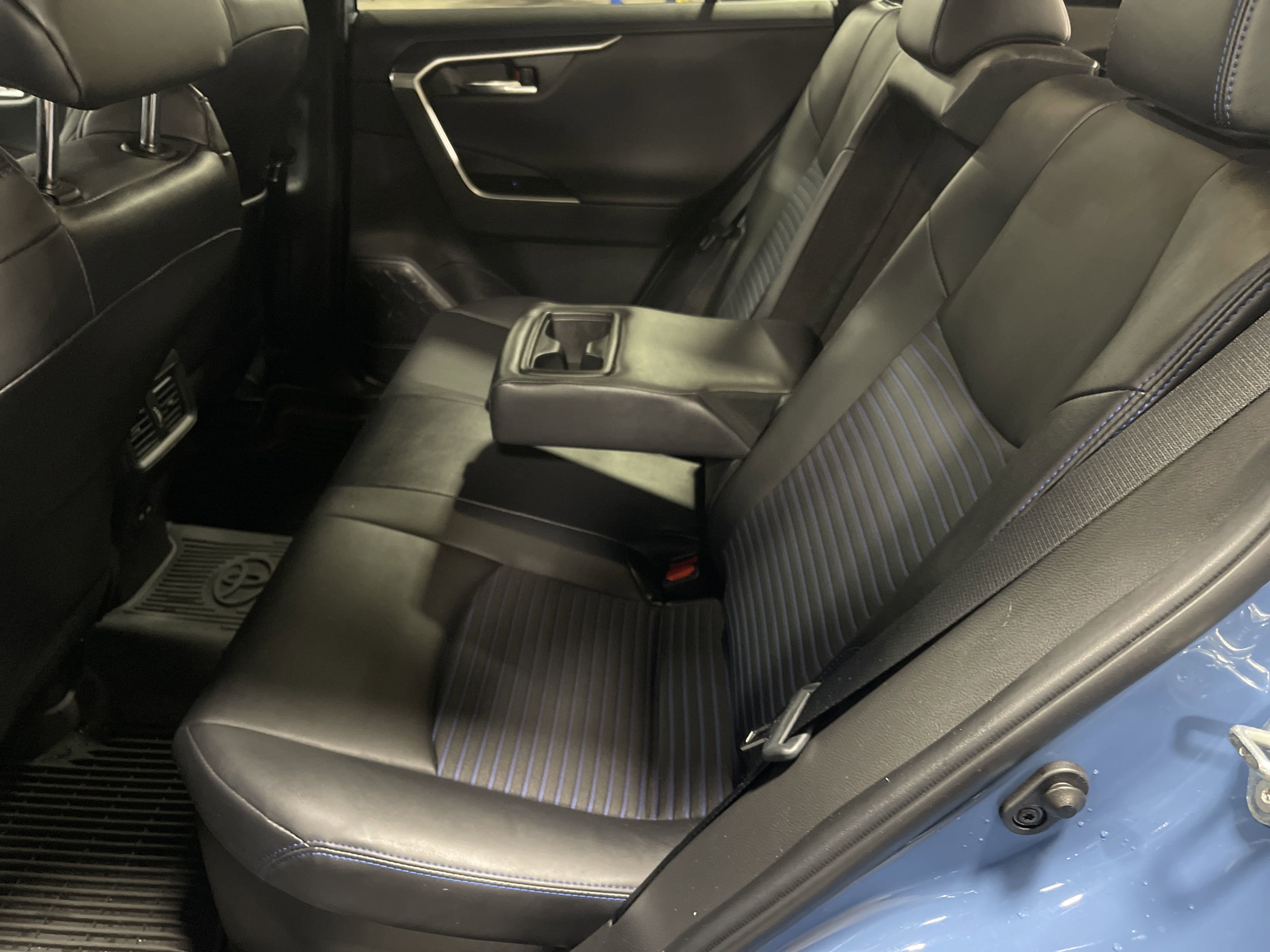 Used 2022 Toyota RAV4 XSE image 11