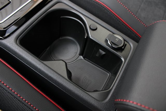 New 2025 Volkswagen GTI SE image 6