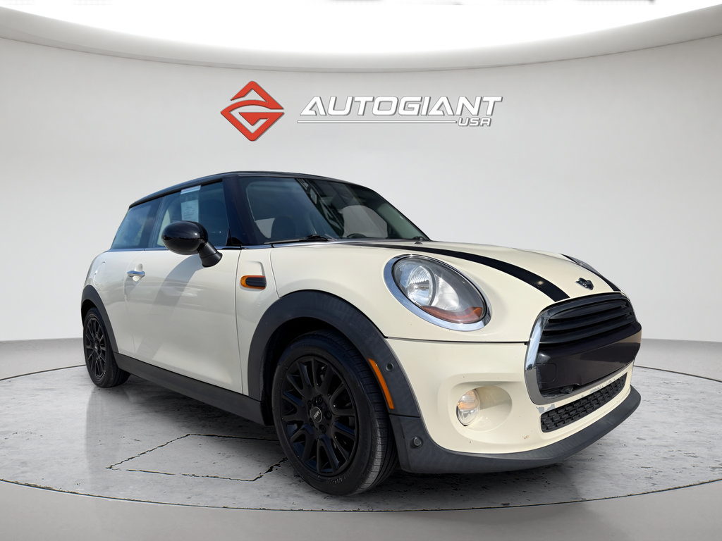 Used 2018 MINI Cooper 2-Door Hardtop FWD image 13
