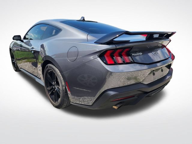 Used 2025 Ford Mustang GT RWD image 10