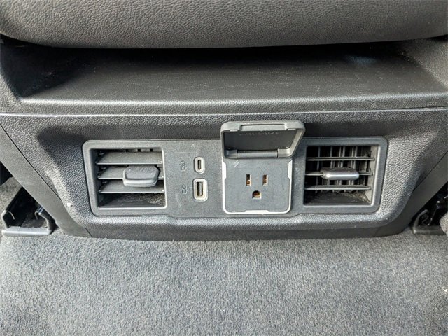 Used 2025 GMC Sierra 1500 SLT image 17