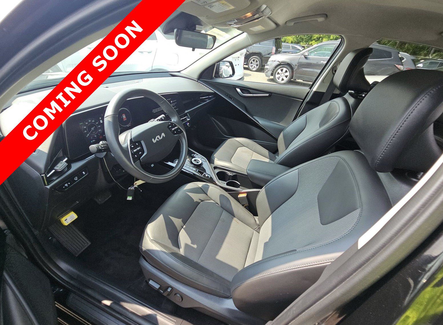 Used 2023 Kia Niro Wind w/ Wind Preserve Package FWD image 6