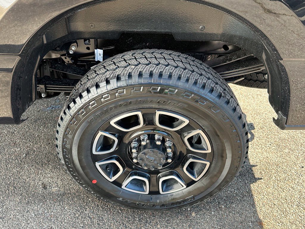 New 2027 Ford F250 Platinum AWD/4WD image 6