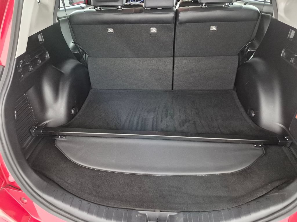 Used 2016 Toyota RAV4 Limited w/ Advanced Technology Package FWD image 26