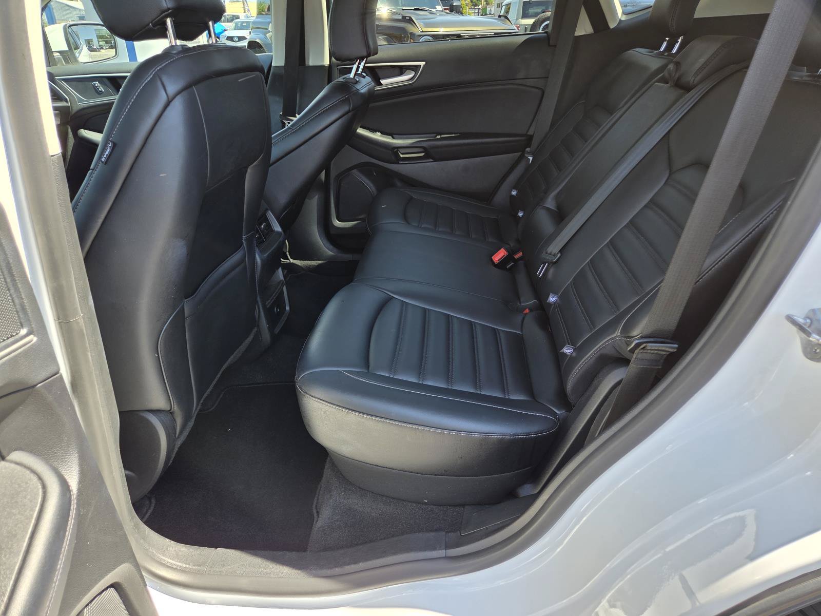 Used 2024 Ford Edge SEL AWD/4WD image 13