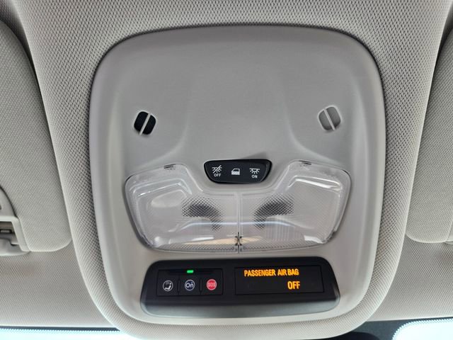 Used 2023 Chevrolet TrailBlazer LT AWD/4WD image 24