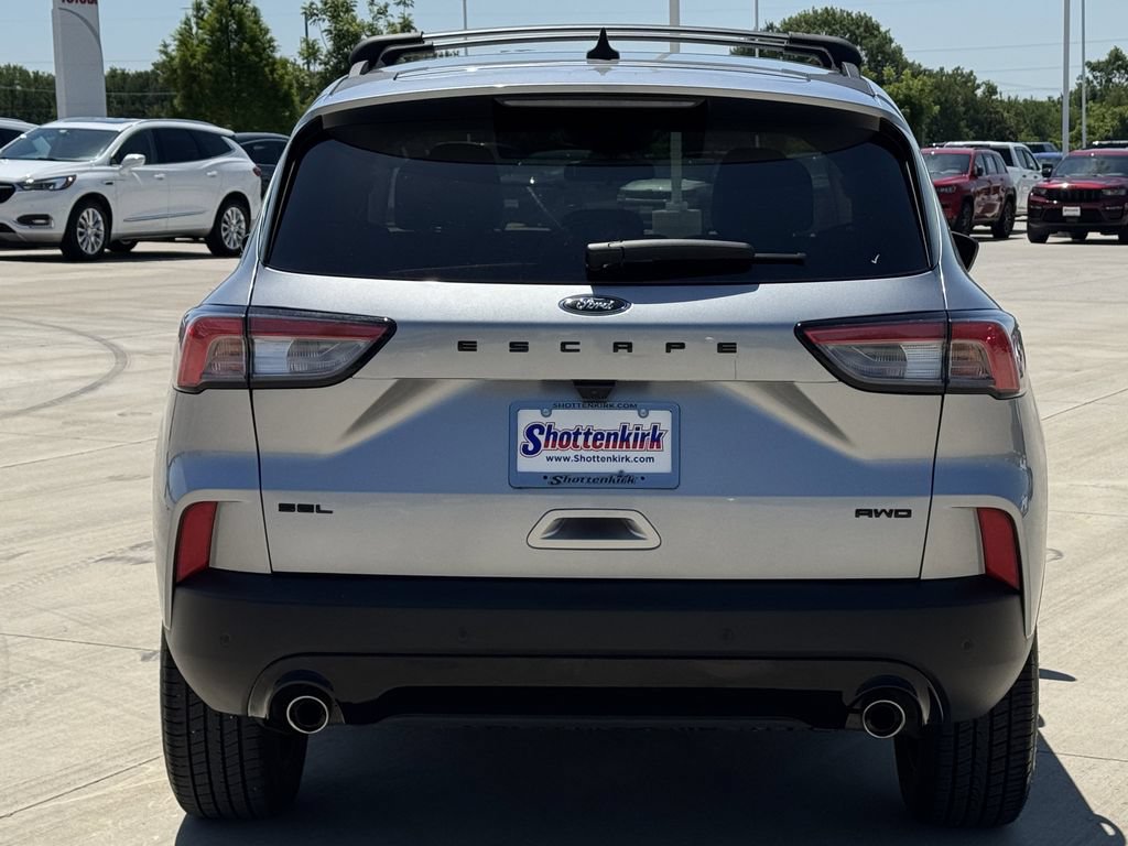 Used 2022 Ford Escape SEL w/ SEL Stealth AWD Package image 5