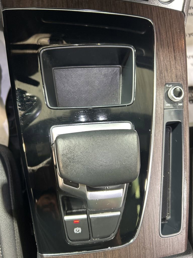 Used 2022 Audi Q5 2.0T Premium Plus image 28
