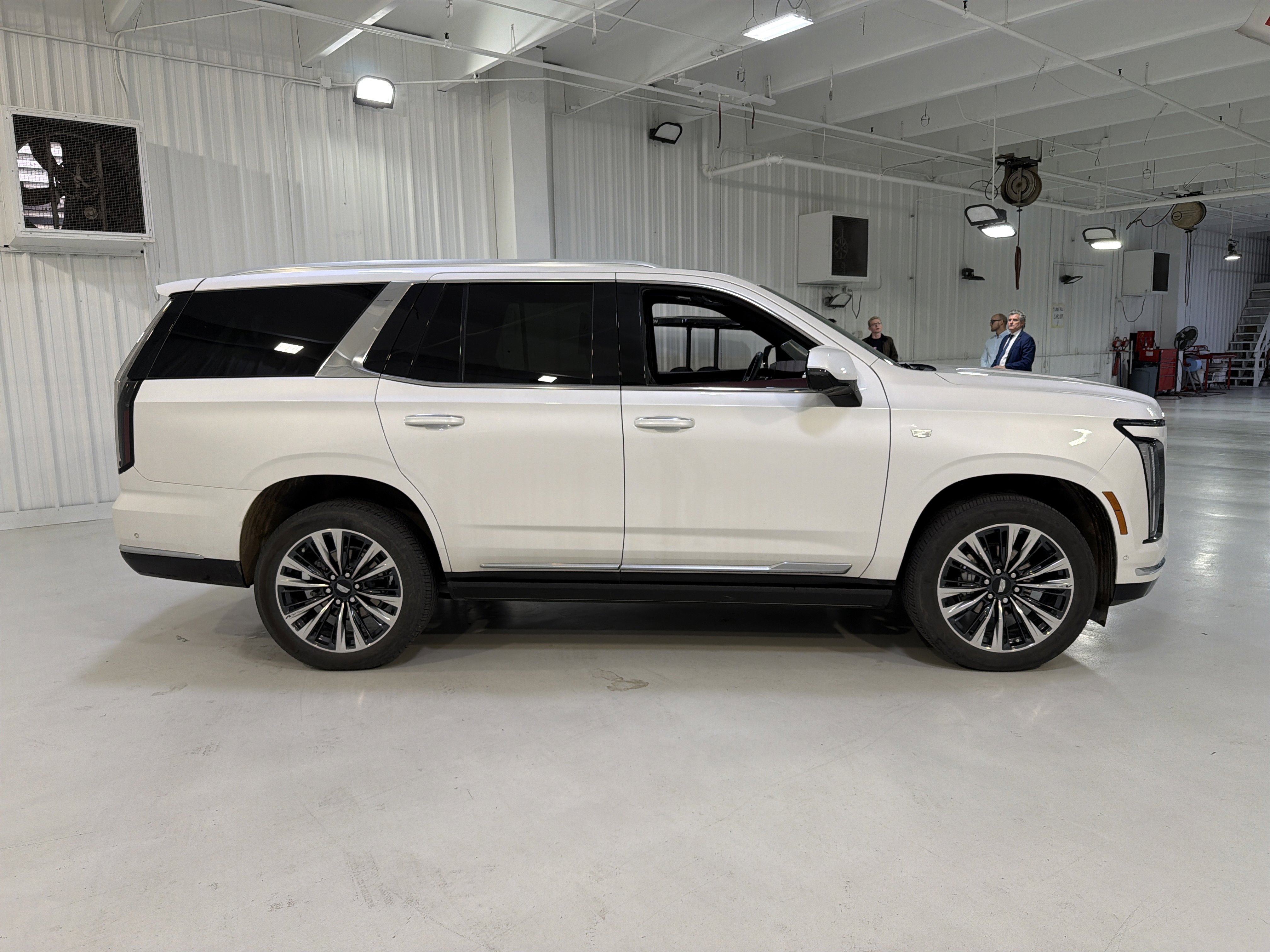 Used 2025 Cadillac Escalade Premium Luxury w/ Touring Package RWD image 6