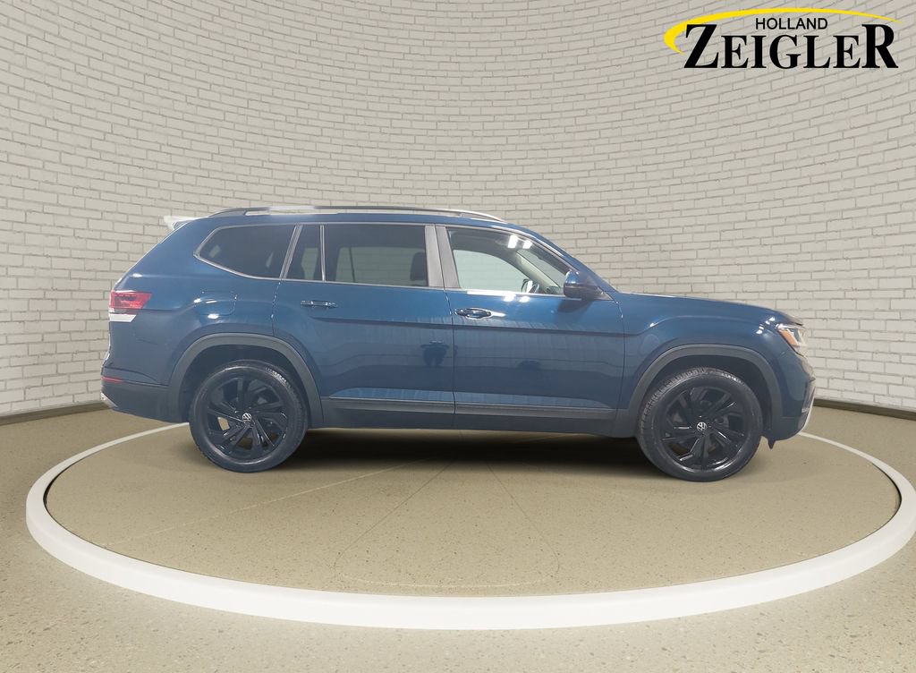 Used 2022 Volkswagen Atlas SE w/ Panoramic Sunroof Package AWD/4WD image 4