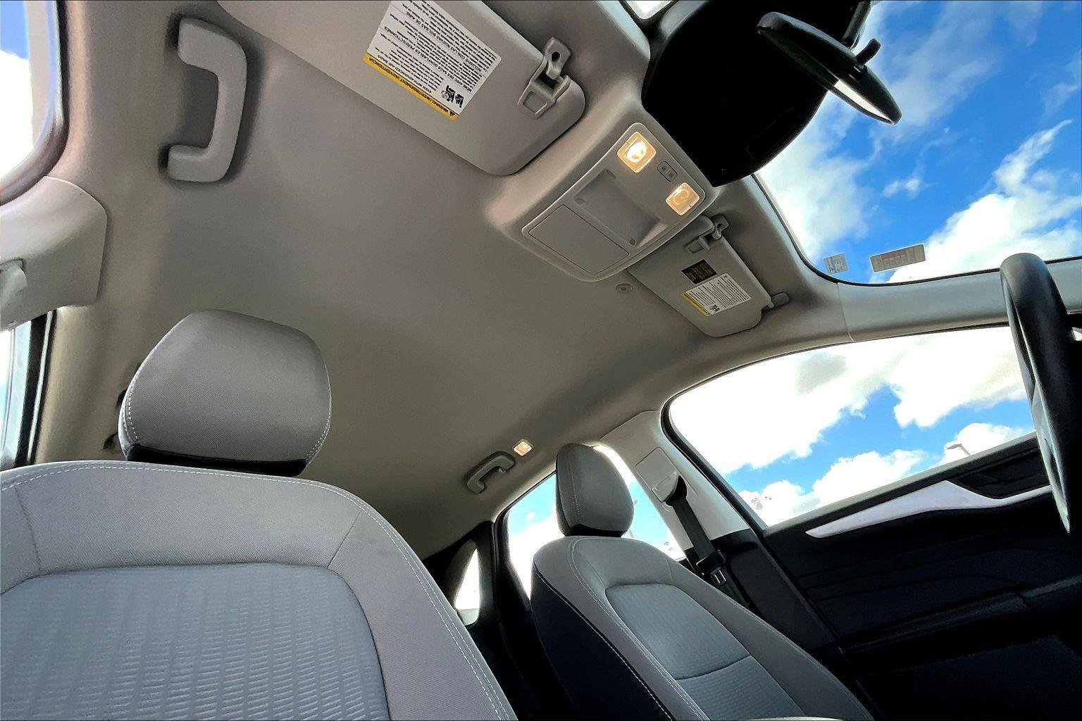 Used 2022 Ford Escape S image 22