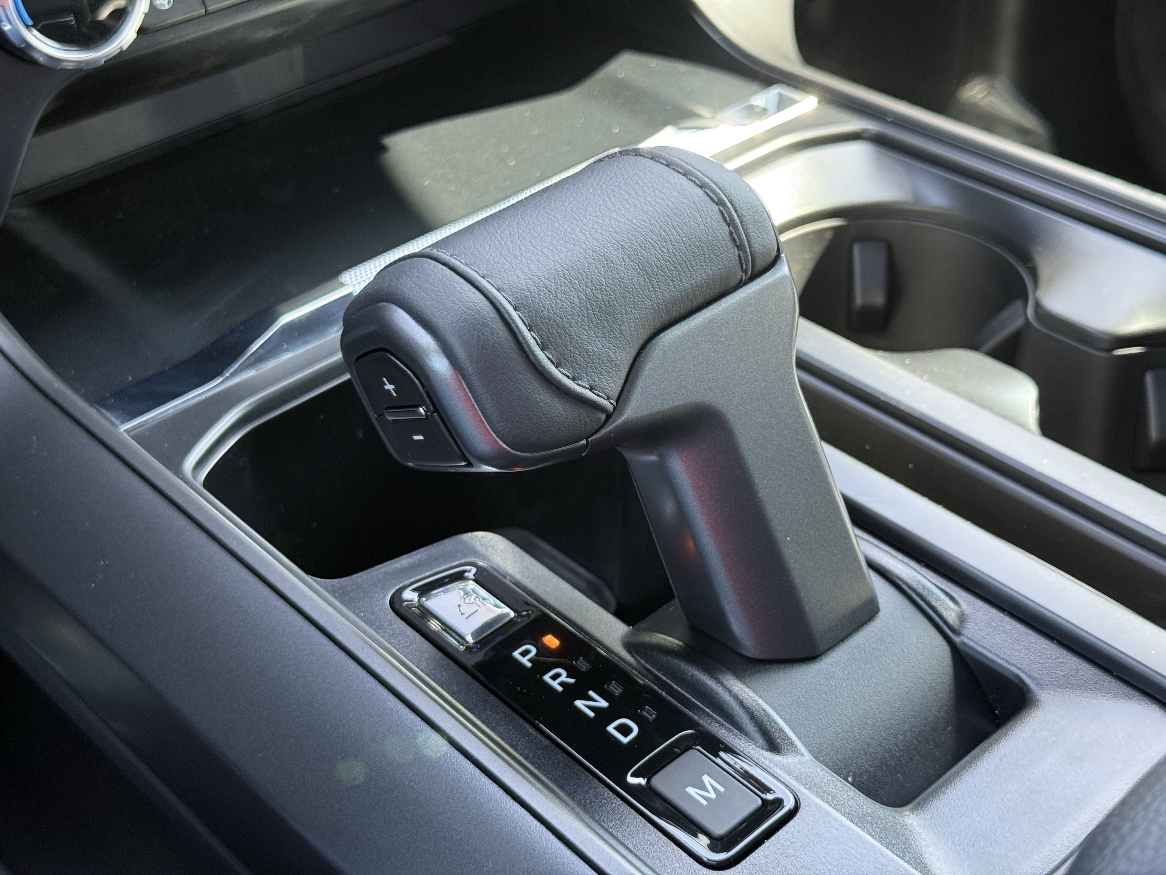 New 2025 Ford F150 Lariat w/ Equipment Group 502A High image 34