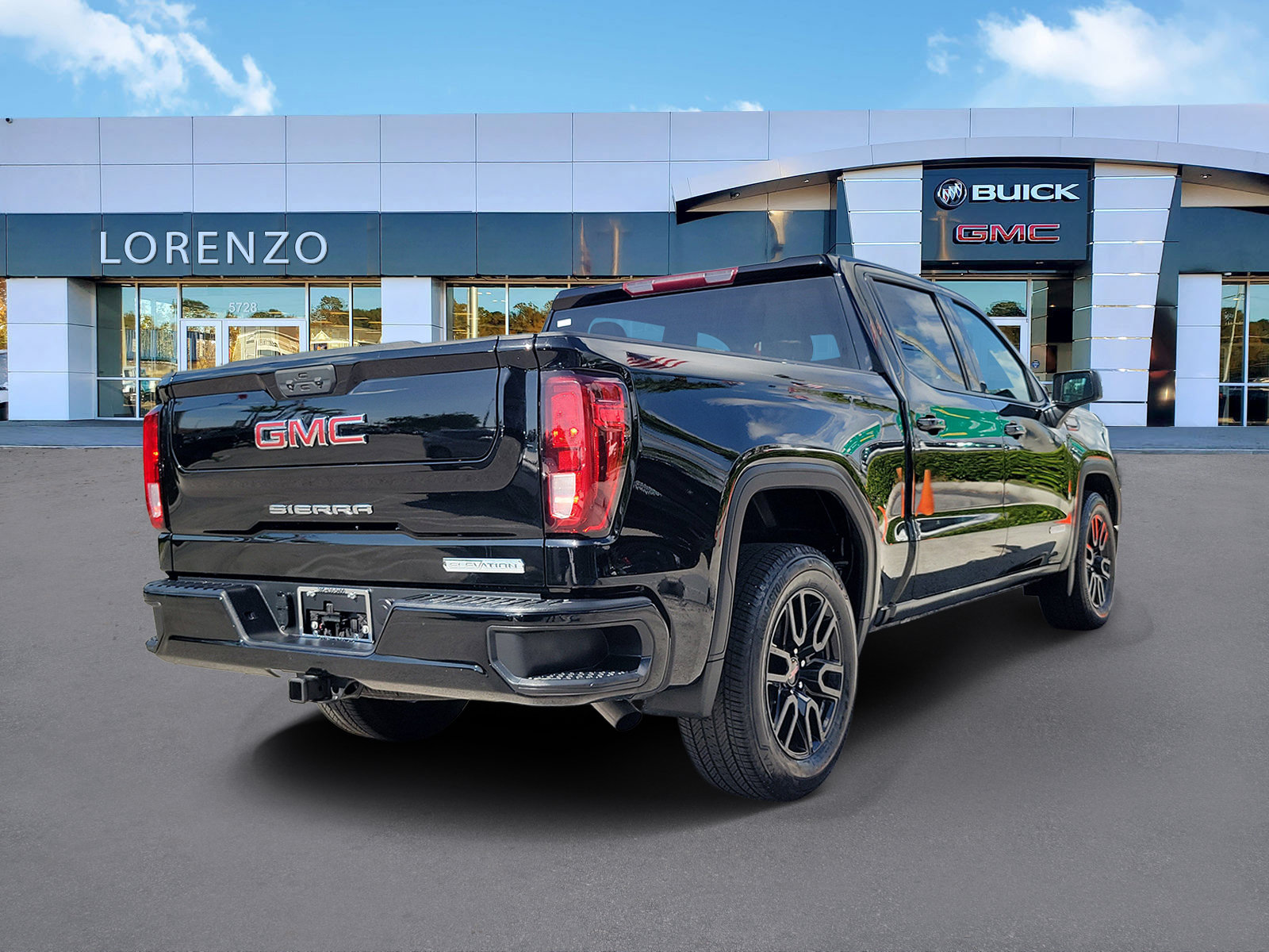 Used 2023 GMC Sierra 1500 Elevation RWD image 5