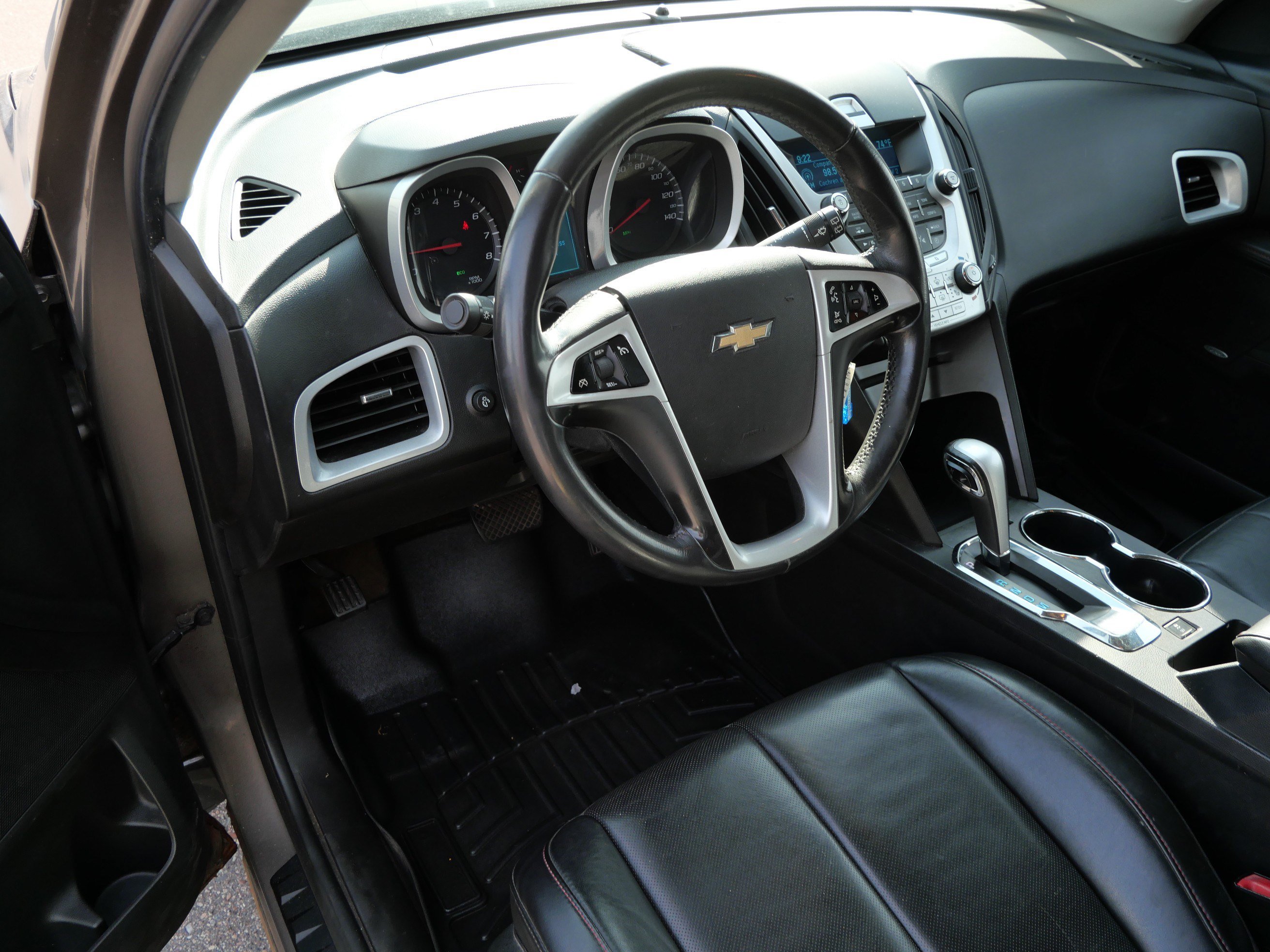 Used 2011 Chevrolet Equinox LT AWD/4WD image 21