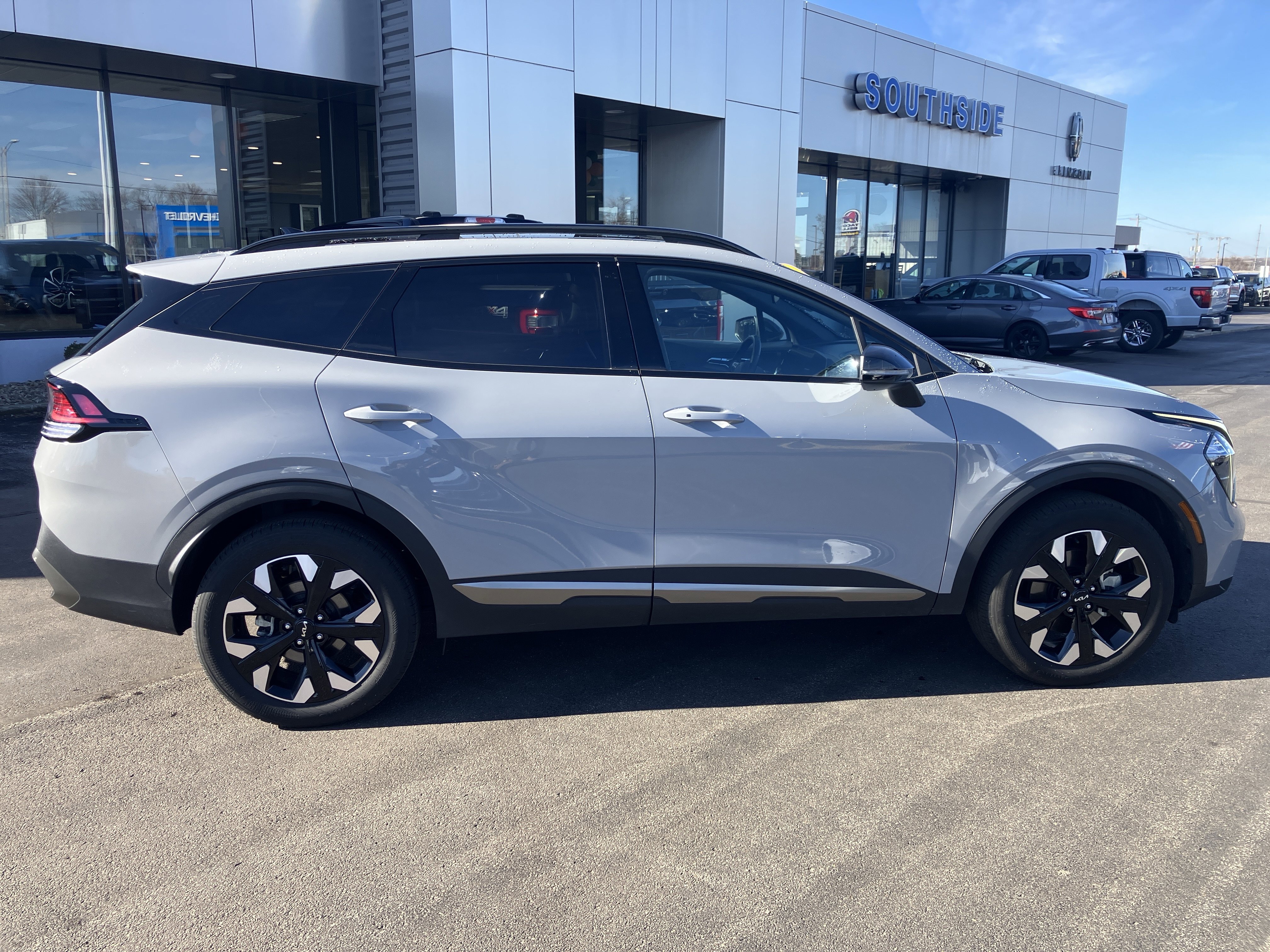 Used 2023 Kia Sportage X-Line w/ X-Line Premium Package image 8