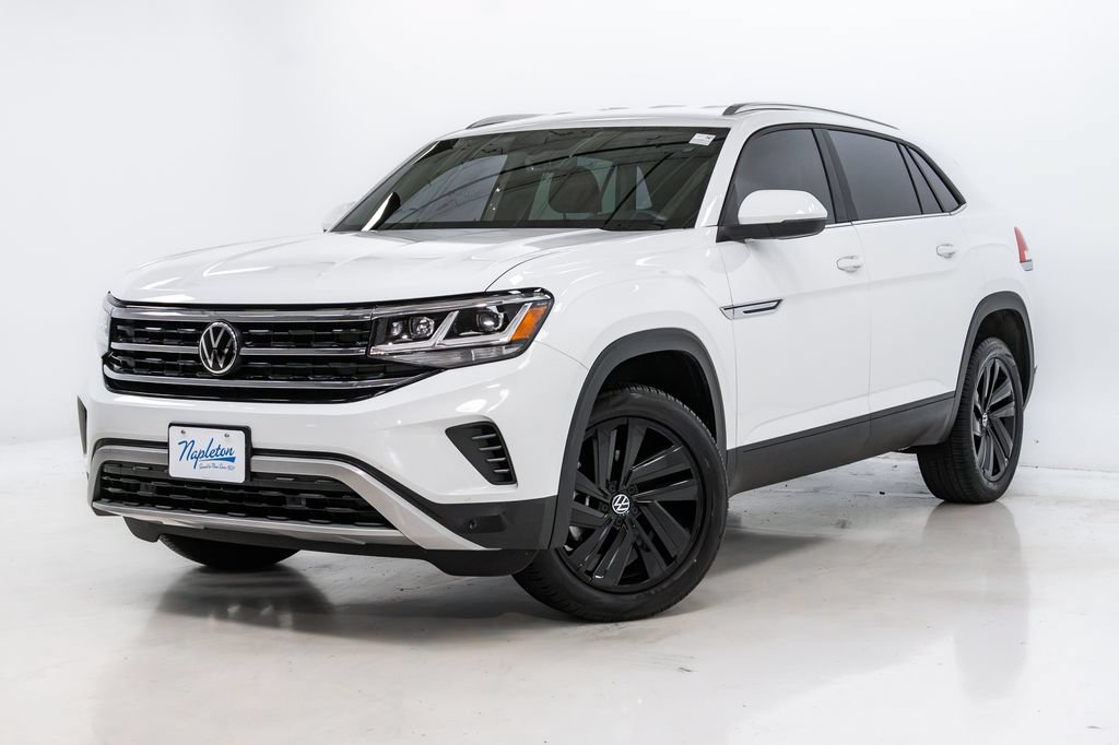 Used 2023 Volkswagen Atlas Cross Sport SE w/ Black Wheel Package