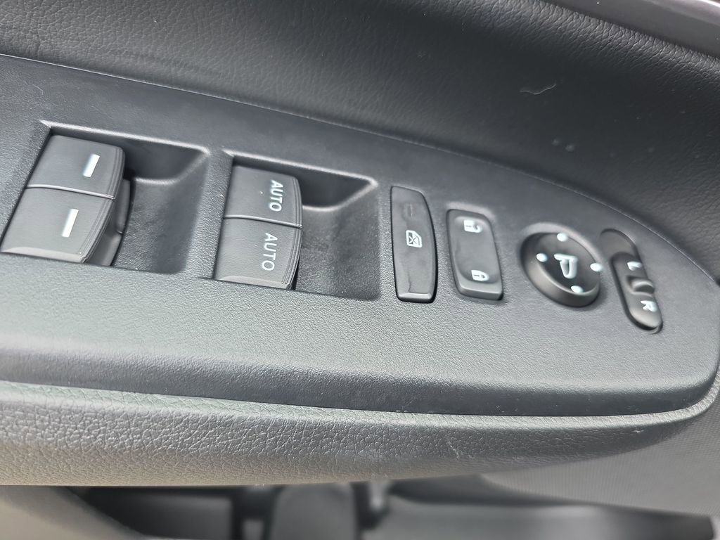 Used 2019 Honda CR-V EX-L image 39