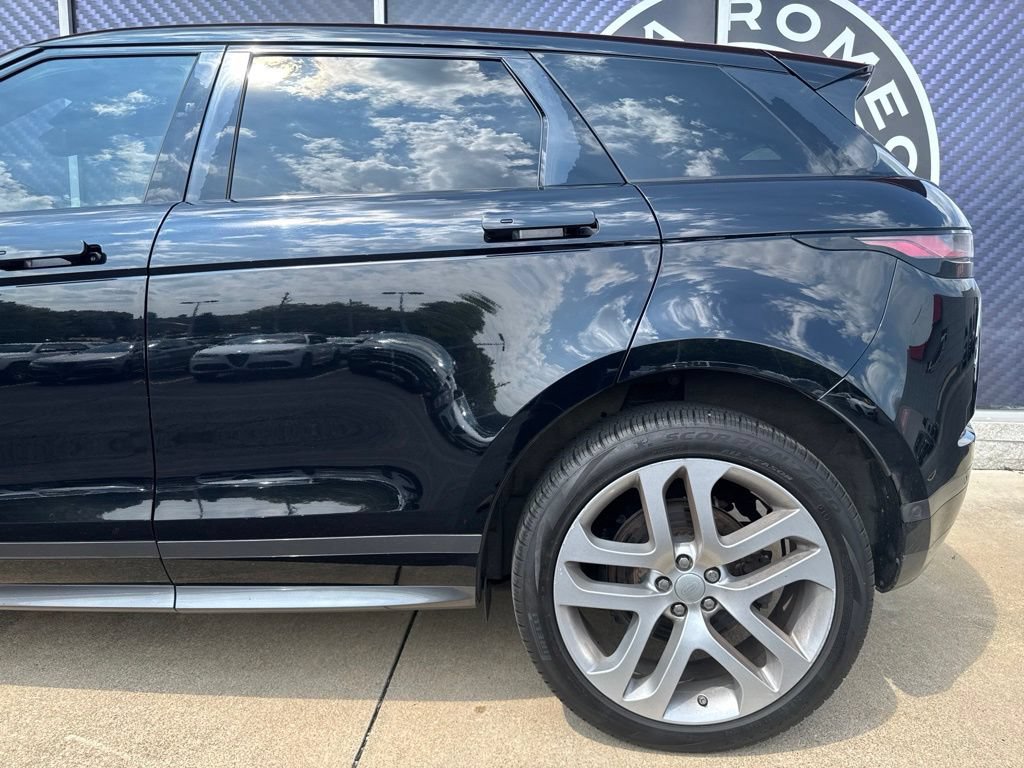 Used 2020 Land Rover Range Rover Evoque R-Dynamic SE AWD/4WD image 15
