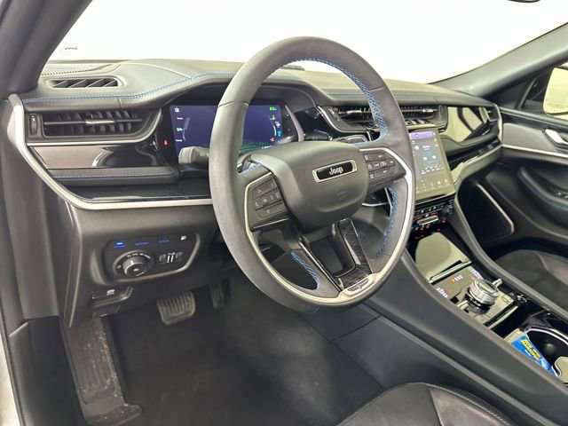 Used 2022 Jeep Grand Cherokee Trailhawk image 13