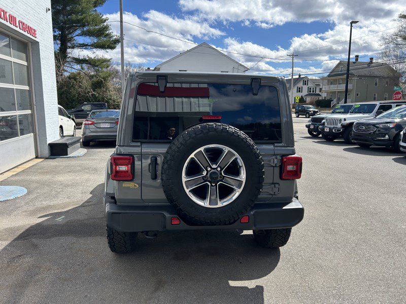 Used 2021 Jeep Wrangler Unlimited Sahara image 6