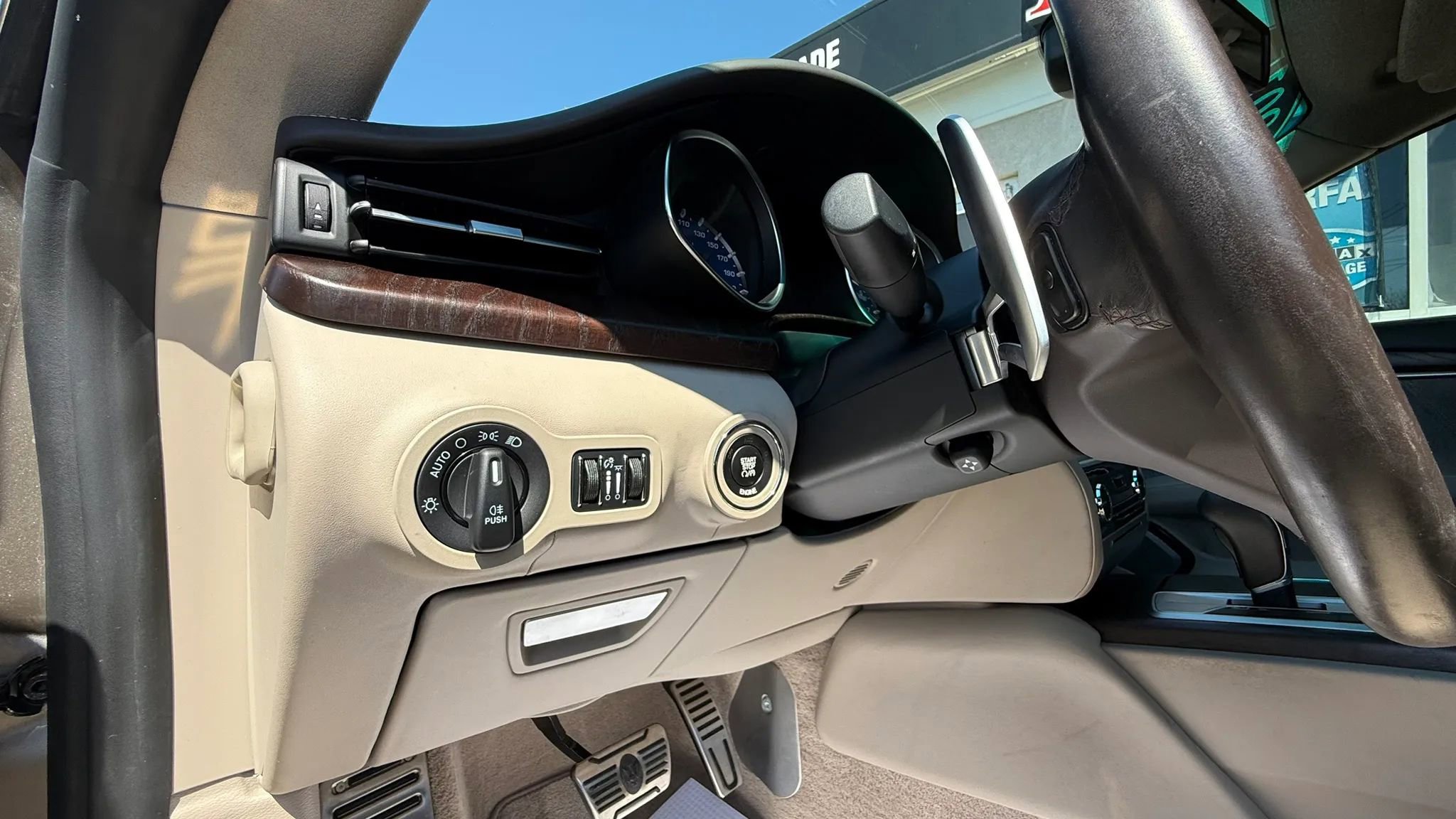 Used 2015 Maserati Quattroporte GTS image 11