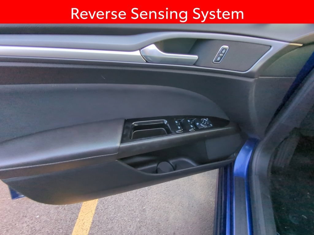 Used 2016 Ford Fusion SE FWD image 8